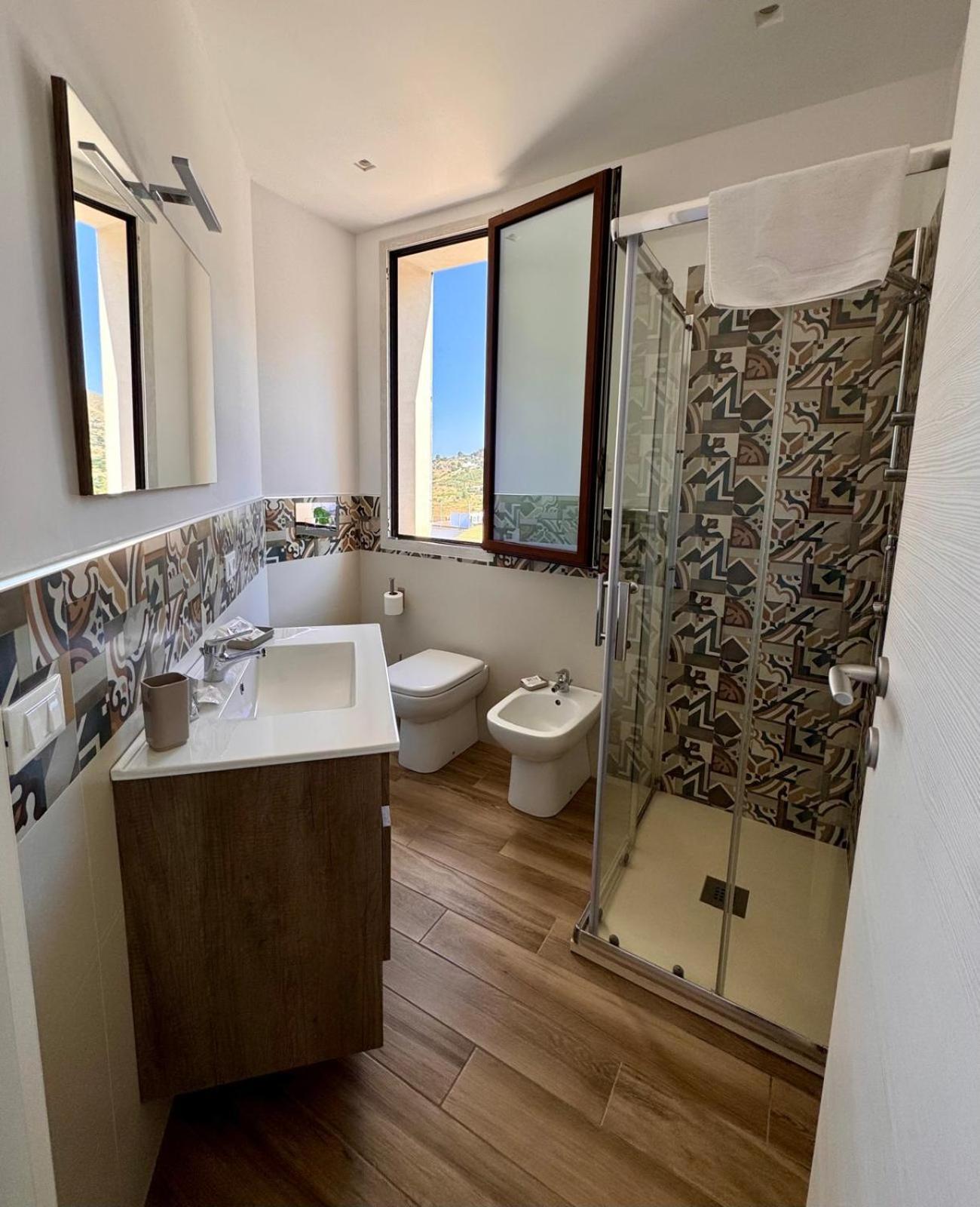 Stella Del Sud Makari Bed & Breakfast